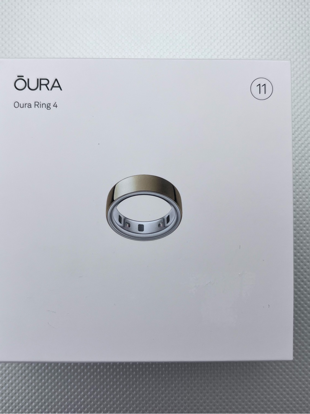 Oura Ring 4 Smart Ring - Gold Finish